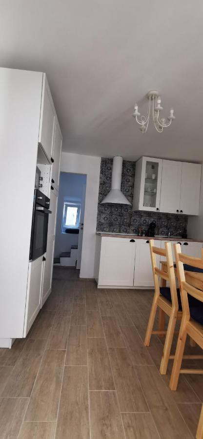 Vacation Home Kovachnica Врбник Экстерьер фото