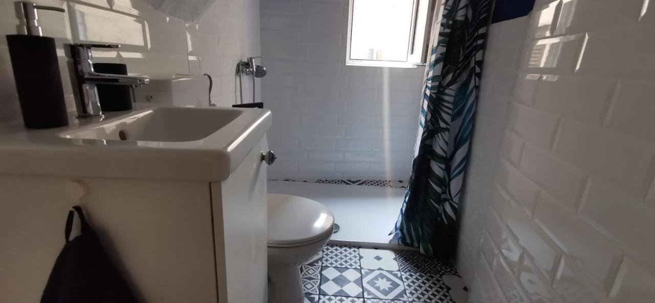 Vacation Home Kovachnica Врбник Экстерьер фото